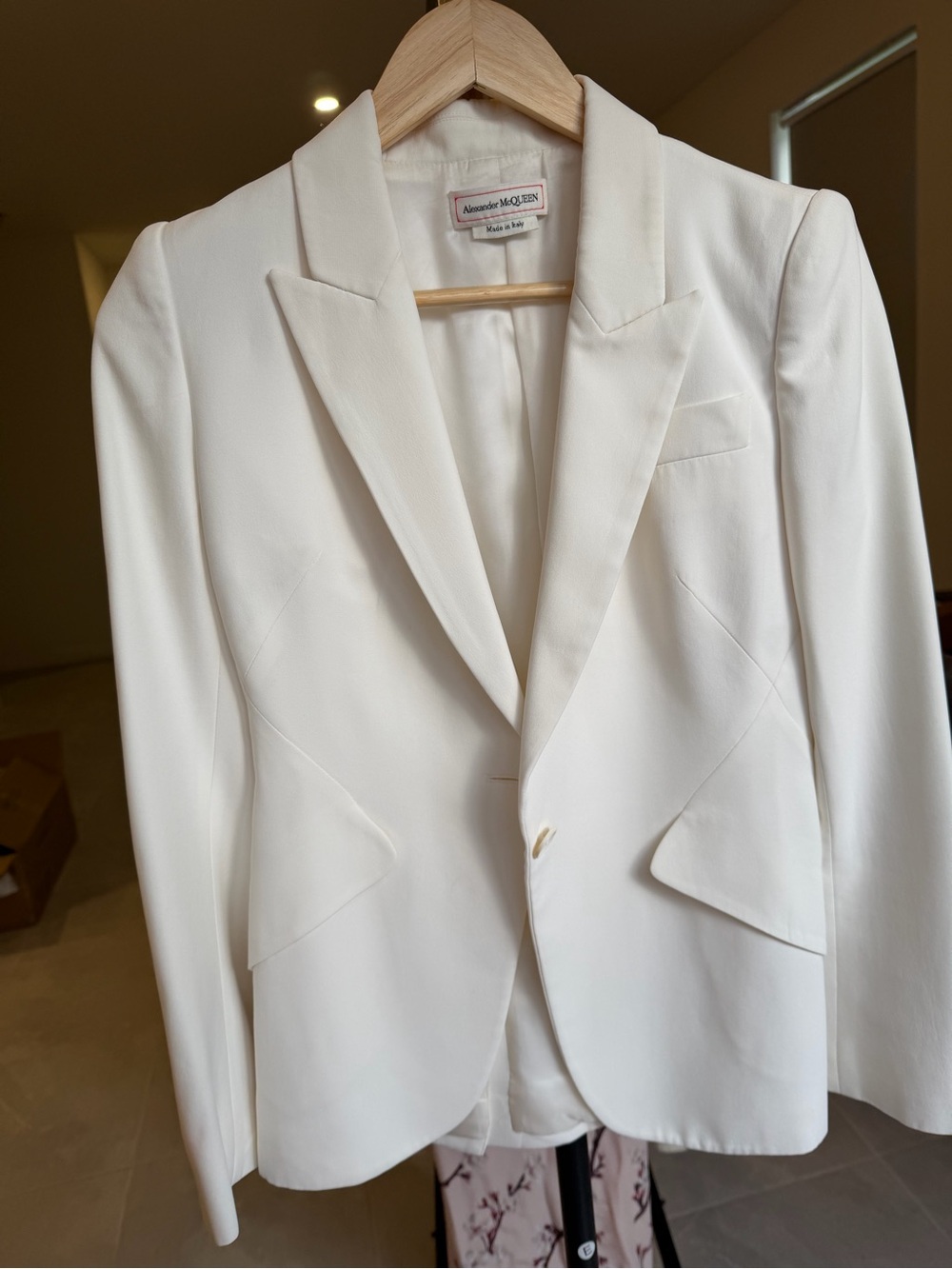Alexander McQueen Ivory Single-Button Tailored Blazer